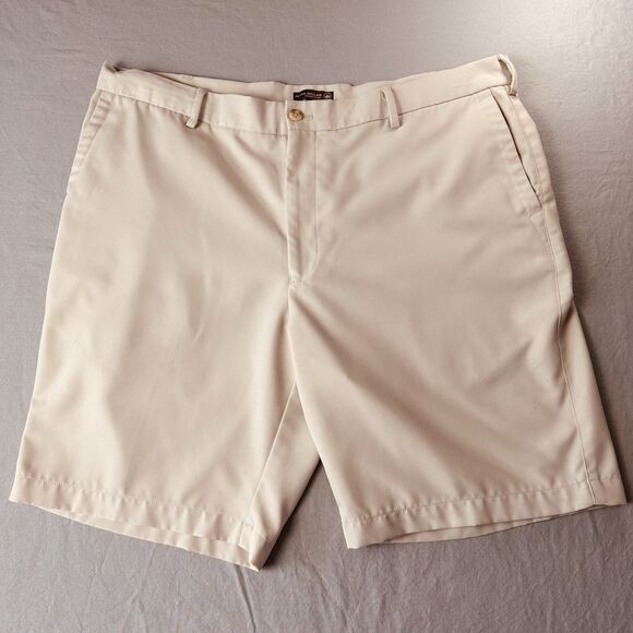 Peter Millar Other - Peter Millar Crown Sport Mens Sz 40 Cream Colored Shorts 9” Inseam
